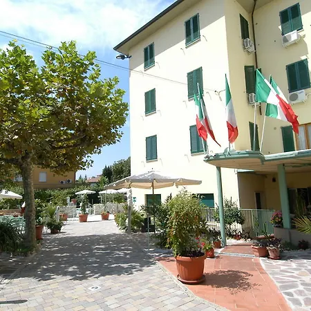 Hotel Rita 3*